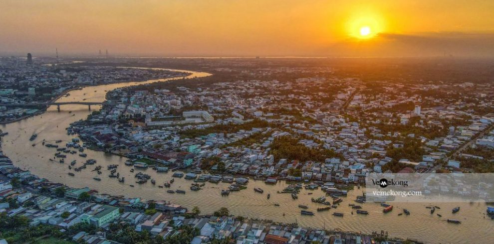 Cai Rang Floating Market - Can Tho - Vietnam