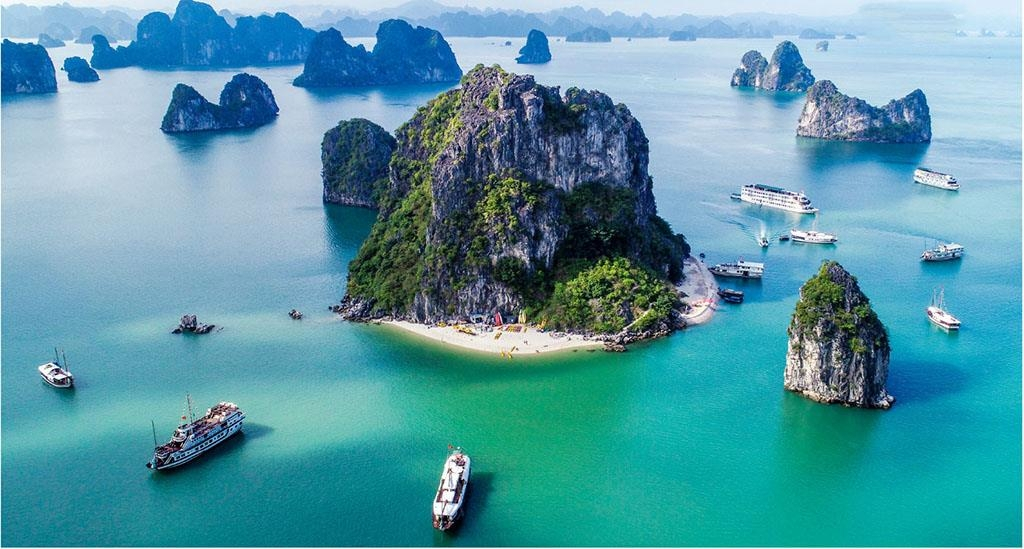 Turtle Islet - Halong Bay - Quang Ninh - Vietnam